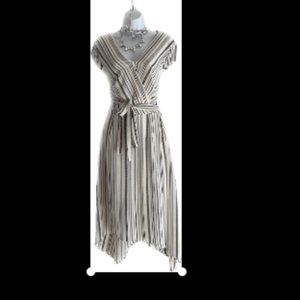 Striped wrap dress with tie on around Size XXL